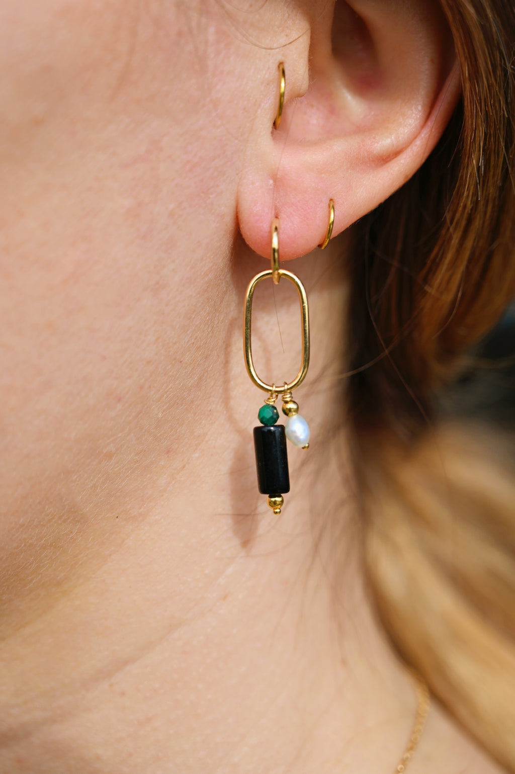 boucles d'oreilles plaqué or et perles naturelles